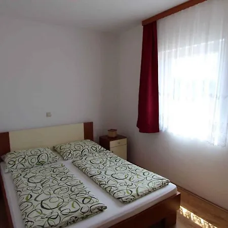 Apartment In Malinska Insel Krk 13101 Sveti Anton (Krk)