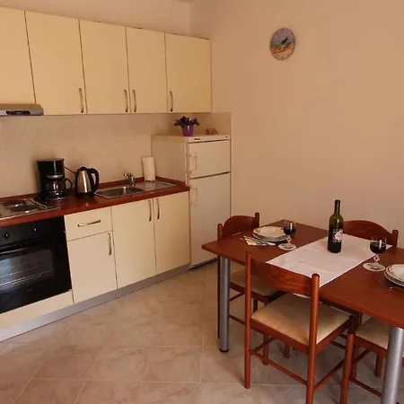 In Malinska Insel Krk 13101 Apartment *